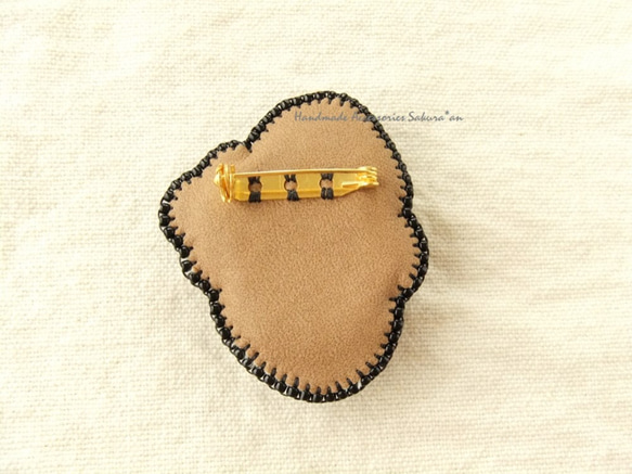 sold/Brooch　ビーズ刺繍　ビジュー（K0622) 3枚目の画像