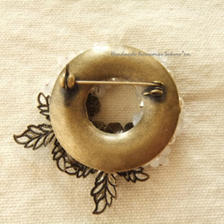 sold/Brooch　お花　ビジュー（K0627) 3枚目の画像