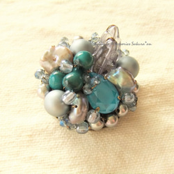 sold/Brooch　クリスタルアズールブルー（K0629) 2枚目の画像