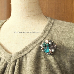 sold/Brooch　クリスタルアズールブルー（K0629) 5枚目の画像