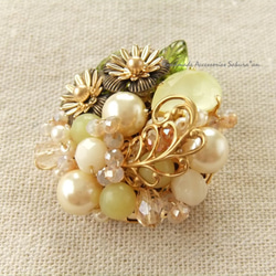 sold/Brooch　小花　羽（K0635) 2枚目の画像