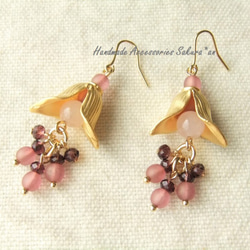 金具変更OK　Pierces or Earrings  ローズクォーツ　花（P0822） 1枚目の画像