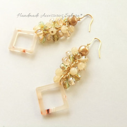 sold/金具変更OK　Pierces or Earrings  べっこう風　ジェイド（P0834） 2枚目の画像