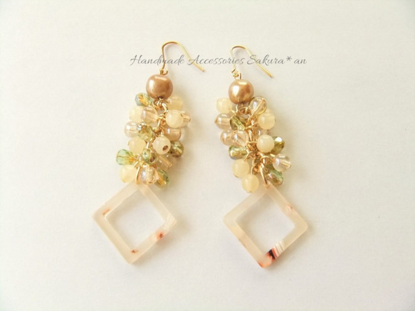 sold/金具変更OK　Pierces or Earrings  べっこう風　ジェイド（P0834） 3枚目の画像