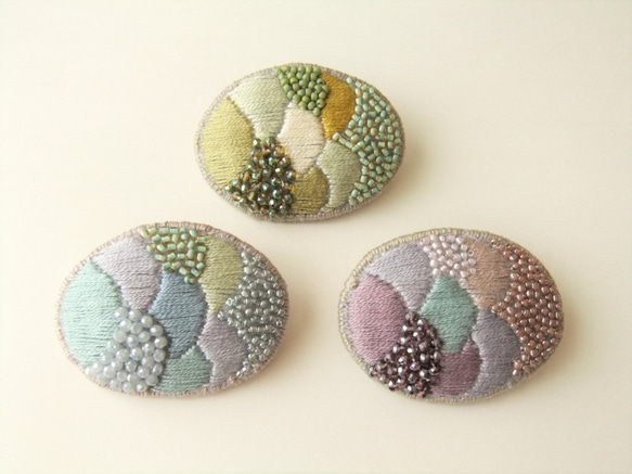 SALE　Brooch　ビーズ刺繍　オーバル　purple（K0777) 5枚目の画像