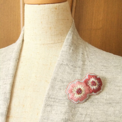 Brooch　ビーズ刺繍　お花　pink/red（K0781) 5枚目の画像