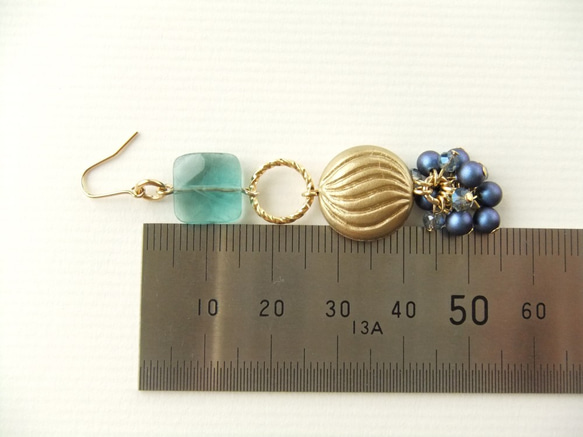 金具変更OK　Pierces or Earrings　フローライト　スワロフスキー（P0877） 4枚目の画像