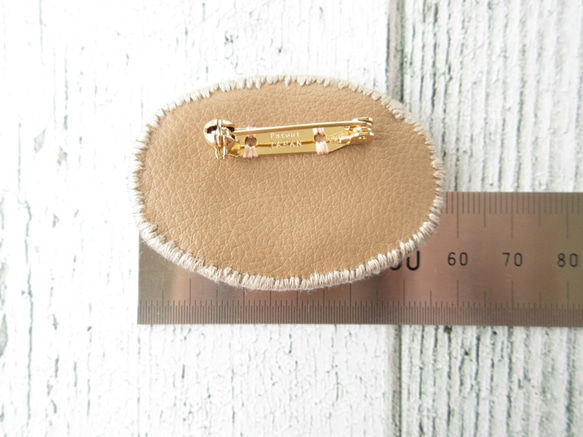 SALE  Brooch　ビーズ刺繍　オーバル（K0838) 5枚目の画像