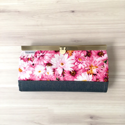 ガーベラ花柄×デニムの長財布(ピンク) 1枚目の画像