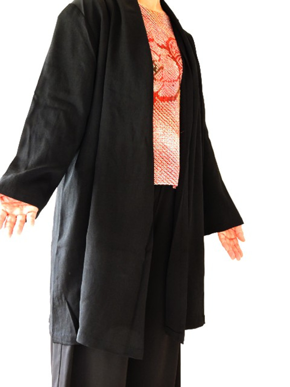 着物リメイク　黒のロングカーディガン 4枚目の画像