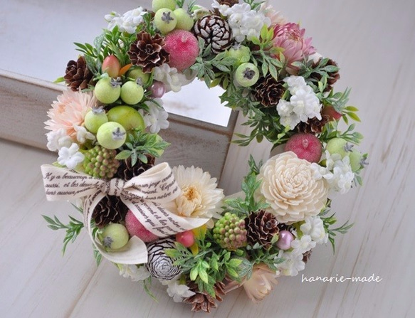 再販mini-wreath　17cm：白い小花と ｼｭｶﾞｰｱｯﾌﾟﾙ 1枚目の画像