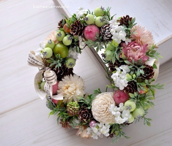 再販mini-wreath　17cm：白い小花と ｼｭｶﾞｰｱｯﾌﾟﾙ 3枚目の画像