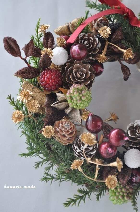 mini-wreath　16cm：グリーンコニファーと木の実 2枚目の画像