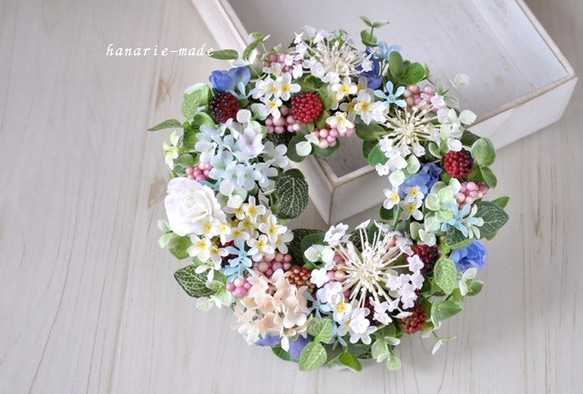 sｻｲｽﾞレースフラワーとフランボワーズ：wreath 1枚目の画像