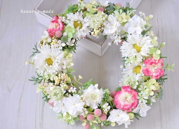 sweet flowers & little sugar balls：wreath　 2枚目の画像