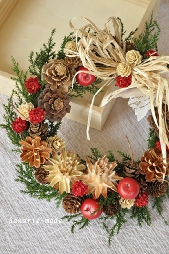 木の実とラフィアリボン：リース リース はなりえmade 通販 654381