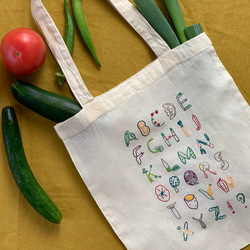 野菜のアルファベットの刺繍キット[初心者向け/図案付/入園入学/通園］ 2枚目の画像