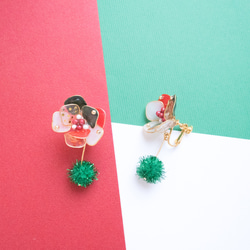 クリスマス雰囲気手作り樹脂イヤリングレッド×グリーン 3枚目の画像