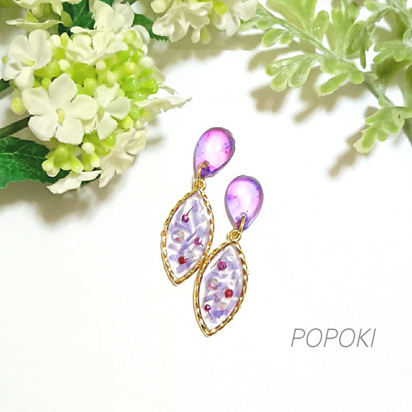 スターチスとかすみ草のレジンピアス ピアス（その他） POPOKI 通販 