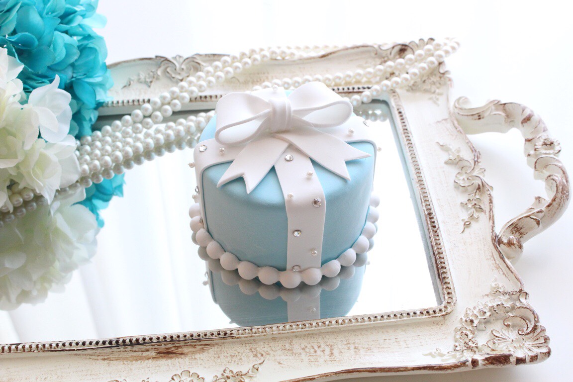 ♡キラキラリボンのケーキ♡