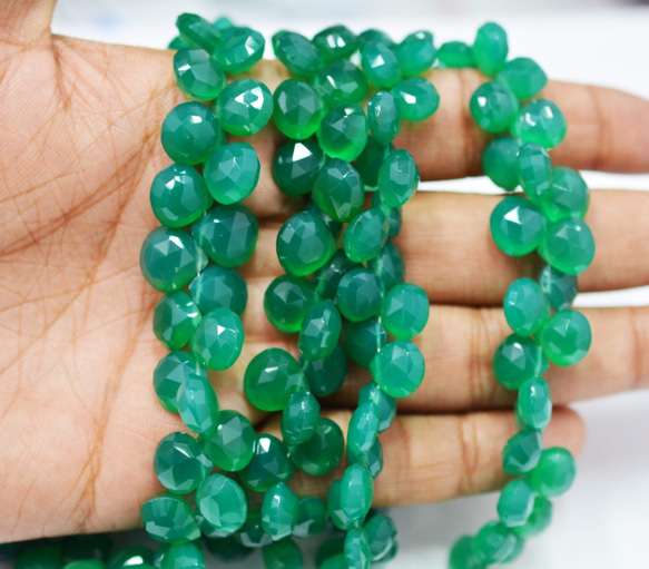 Natural Green Onyx Heart shape Briolettes 2枚目の画像