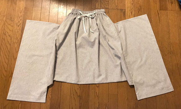 ヒッコリー変形スカートパンツ 4枚目の画像