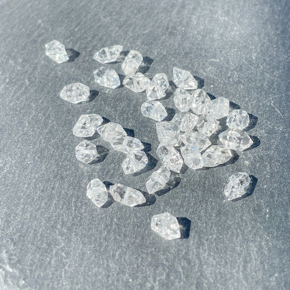 【ラスト1】躍動 silver (ハーキマーダイヤモンド)イヤーラップクローラーフックピアス | 天然石 ユニセックス 7枚目の画像