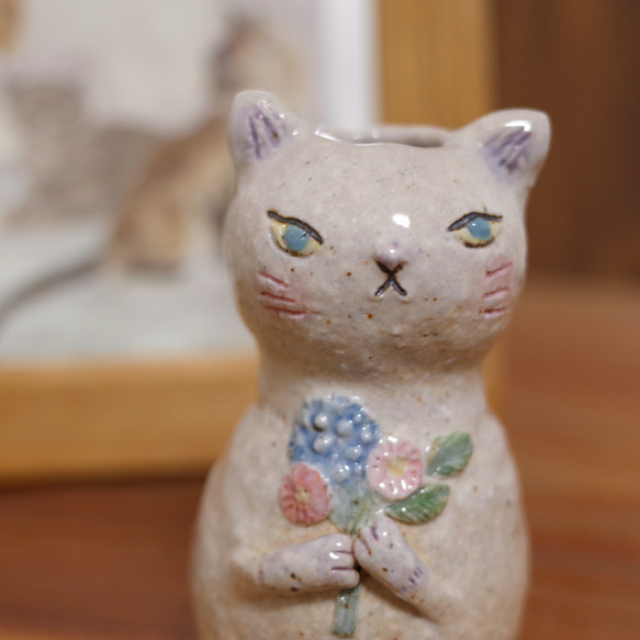 【 Keiko様  専用ページ  ご予約品 】   白猫ミニ花瓶 3枚目の画像