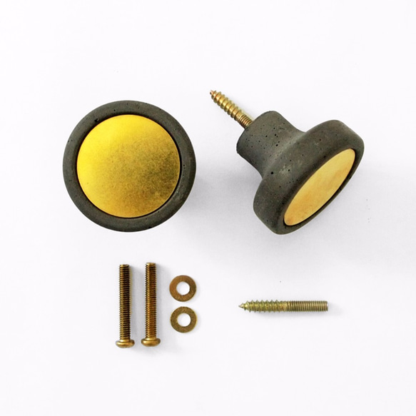 FENEN - Handcrafted black concrete knob / hook –Inlaid Brass 1枚目の画像