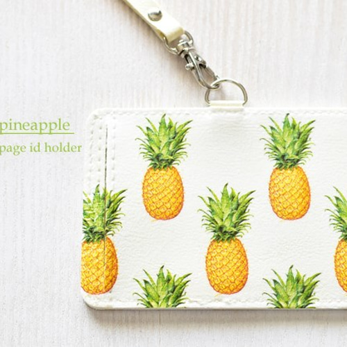 パイナップルのネームカードホールダー パイナップルのネームカードホールダー