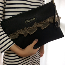 値下げ不可　アラサー一児のママ♡ ウエイト枠 刺繍ポーチ♡ 月の子どもたち 刺繍ワッペン付き オーガニックコットンポーチ