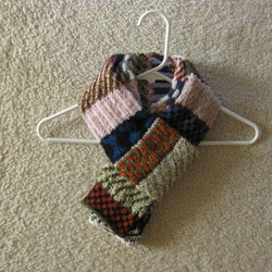 色々な毛糸で色々な編み方をしてマフラー 2枚目の画像