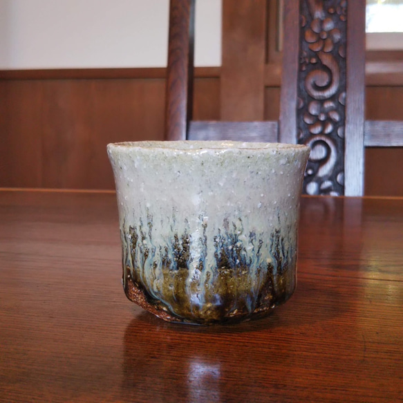 青斑唐津沓形ぐい呑 唐津焼 ぐい呑 焼き物 陶器 酒器 陶芸 【公式通販】