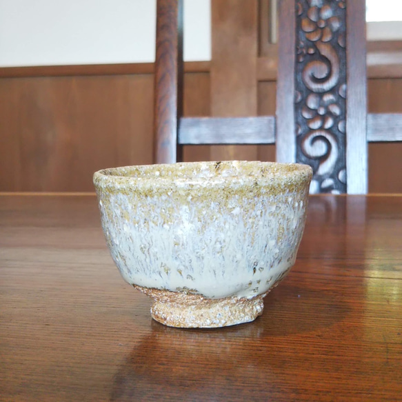 日本人気超絶の 唐津焼 斑(まだら)唐津ぐい呑み／お猪口 おちょこ 父の日 工芸品