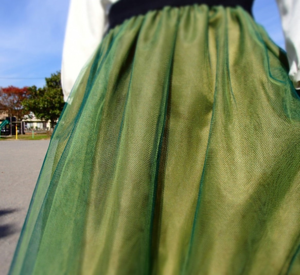 華麗なチュールロングスカート『The Brilliant Night』深緑＆抹茶 5枚目の画像