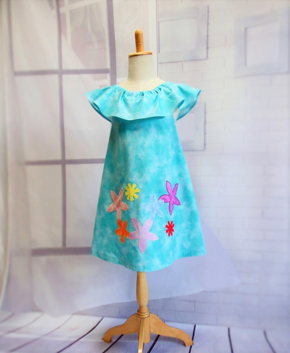 キッズハワイアンドレス『虹花』("Rainbow Flower")〈ライトオーシャン〉