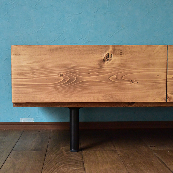 無垢】テレビボード　200㎝　ミディアムブラウン　鉄脚　無垢材　アイアン 5㎝ 横42 また