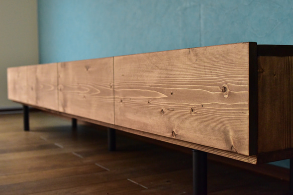 無垢】テレビボード　200㎝　ミディアムブラウン　鉄脚　無垢材　アイアン 5㎝ 横42 また