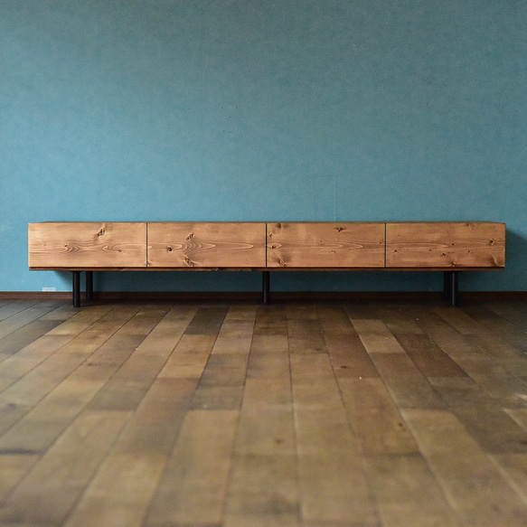 無垢】テレビボード　200㎝　ミディアムブラウン　鉄脚　無垢材　アイアン 5㎝ 横42 また