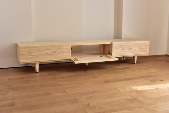 ホワイトアッシュテレビボード 180㎝ TVボード 180㎝ 横53㎝ また