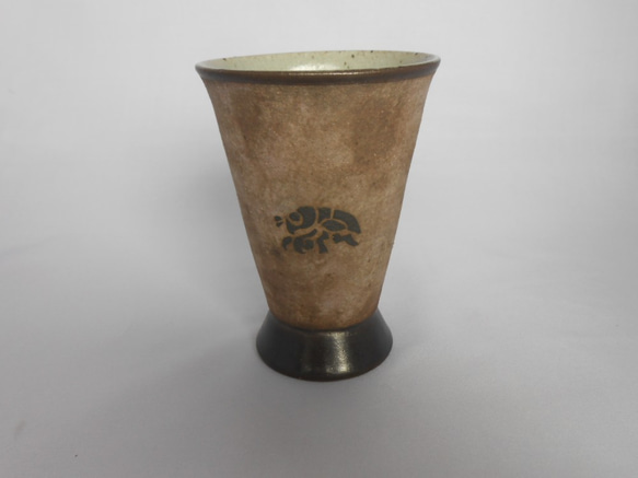 セミカップ　ニイニイゼミ　（薄茶） 3枚目の画像