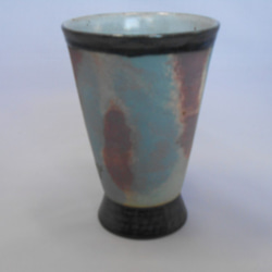 カブトムシカップ　ゴホンヅノカブト　（正面、白地に青・紫） 3枚目の画像