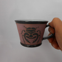 クワガタマグカップ　ノコギリクワガタ（正面、紫） 7枚目の画像