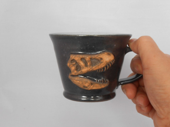 恐竜マグカップ　T-rex（モデル：Stan）黒 7枚目の画像