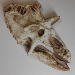 陶製恐竜マグネット・コスモケラトプス　白色 1枚目の画像