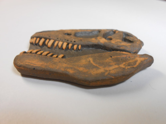 陶製恐竜マグネット・T-rex（モデル:AMNH-5027）茶色 3枚目の画像