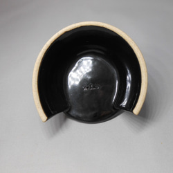 陶製のミニチュア椅子（黒釉） 6枚目の画像