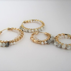 14Kgf hoop pierced earrings / white＆clear 第2張的照片