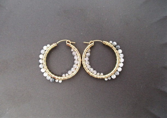 14Kgf hoop pierced earrings / white＆clear 第7張的照片