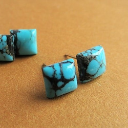 square turquoise 14Kgf/pierced earrings 第4張的照片